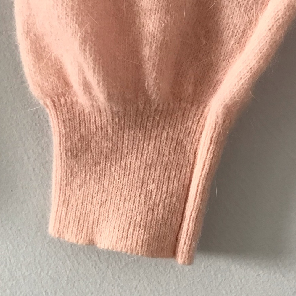 🇮🇹 Italian Wool Sweater - Picture 4 of 8